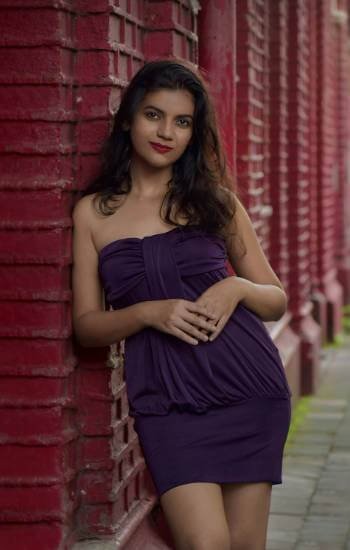 Divya Deka – elite call girl in Rourkela for yoga dates, cafe hopping, and soulful experiences